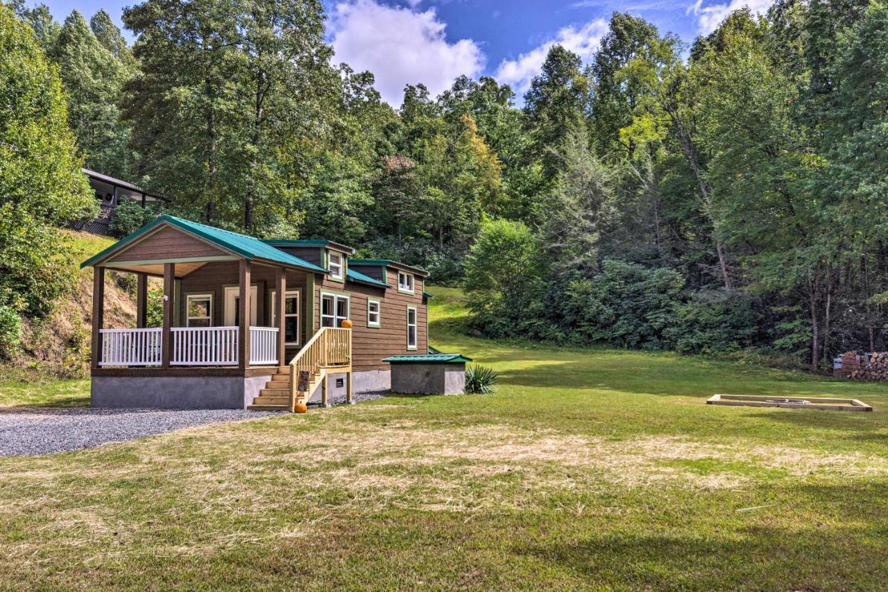 Quaint Mtn Cabin Tiny Living Near Big Adventure Brevard Dış mekan fotoğraf