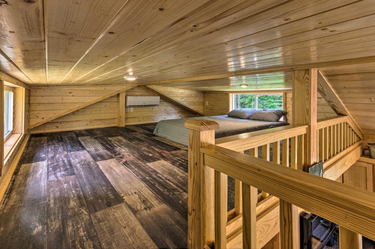 Quaint Mtn Cabin Tiny Living Near Big Adventure Brevard Dış mekan fotoğraf